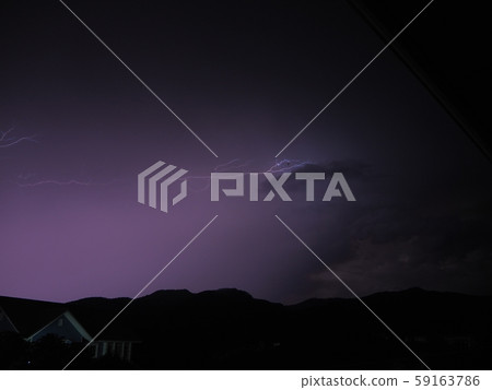 Lightning strike 59163786