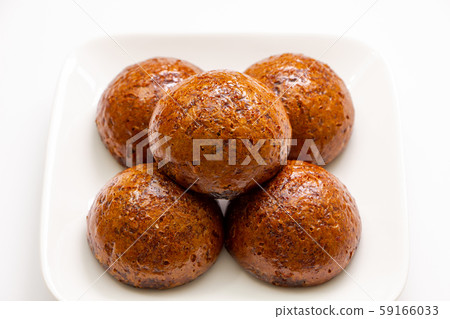 Karinto Pier. (White plate / white background) 59166033