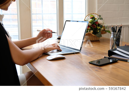 businesswoman using computer. woman working with laptop 59167842