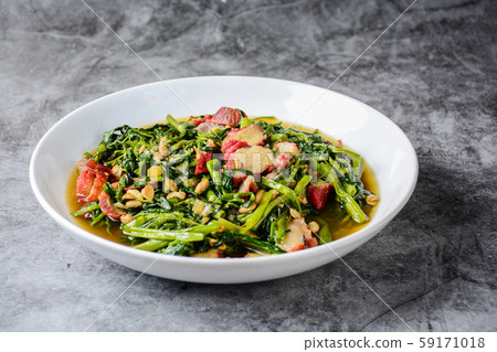 Fried water spinach with barbecued red pork Fried water spinach with barbecued red pork 59171018