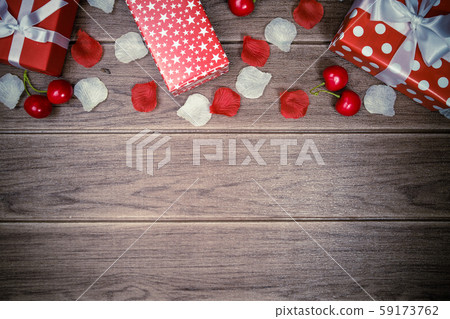 Top view of Thanksgiving concepts on wood background. 59173762