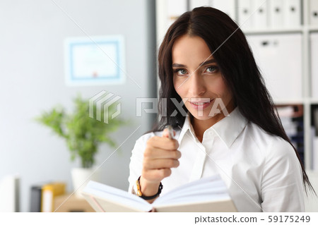 Pretty female entrepreneur Pretty female entrepreneur 59175249