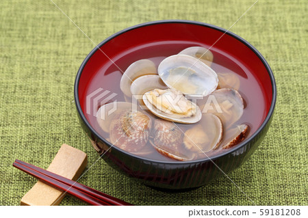 Clam soup 59181208