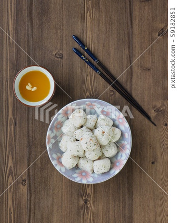 韓國料理Chalceochi和甜南瓜Sikhye 韓國料理Chalceochi和甜南瓜Sikhye 59182851