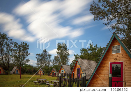 Bungalow 2 Bungalow 2 59186362