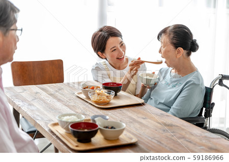 Nursing care 59186966