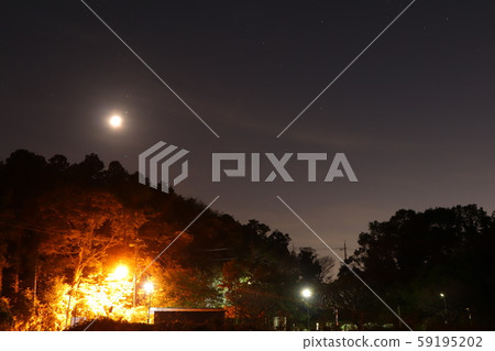 Hidden station surrounded by starry sky and silence 59195202