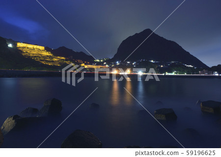 The 13th floor of the Shuiyu Cave, the city of the sky, night 59196625