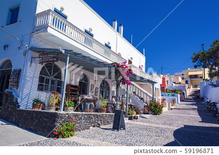 Greece, Santorini, Emporio cityscape in summer 59196871