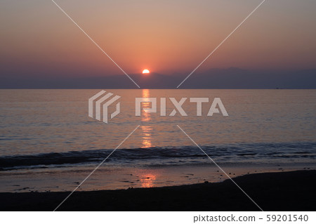 Shonan sunset taken with an old lens Shonan sunset taken with an old lens 59201540