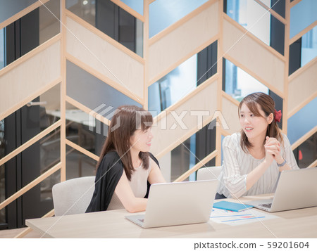 Business casual women Business casual women 59201604