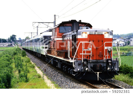 DD511192 Ozashiki Asuka於1996年在奈良線行駛 DD511192 Ozashiki Asuka於1996年在奈良線行駛 59202381
