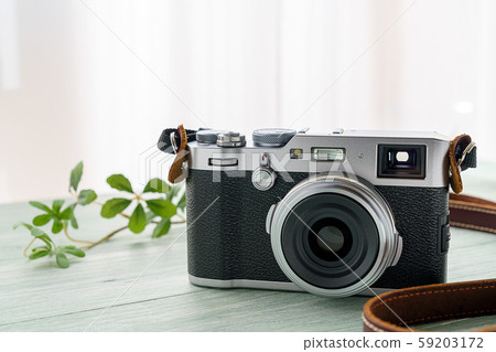 A digital camera with a retro atmosphere 59203172