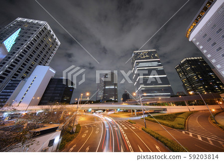10月20日,日本東京城市景觀,可俯瞰赤坂見附立交橋(夜景),嚴格的警衛和僻靜的市中心 10月20日,日本東京城市景觀,可俯瞰赤坂見附立交橋(夜景),嚴格的警衛和僻靜的市中心 59203814