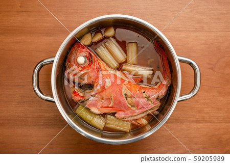 Boiled gold-eyed bream 59205989