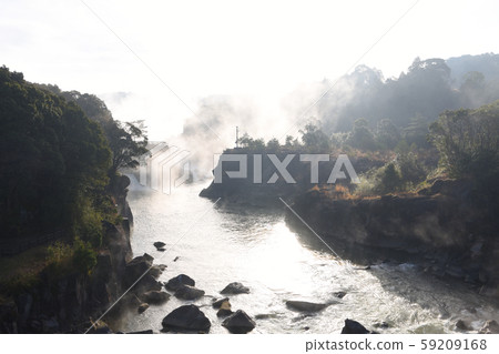 從新O木大橋看霧落 59209168