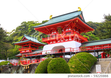 Akama Shrine 59220866