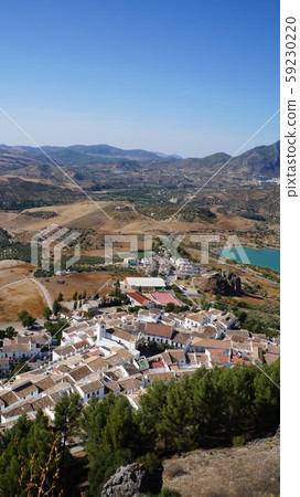 Zaara de la Sierra的白色小鎮和西班牙荒野 Zaara de la Sierra的白色小鎮和西班牙荒野 59230220