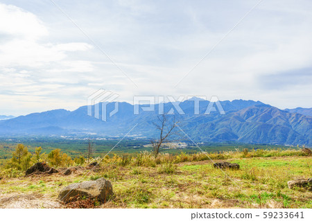 View of the Southern Alps from Fujimi Plateau (Nagano Prefecture) in autumn View of the Southern Alps from Fujimi Plateau (Nagano Prefecture) in autumn 59233641
