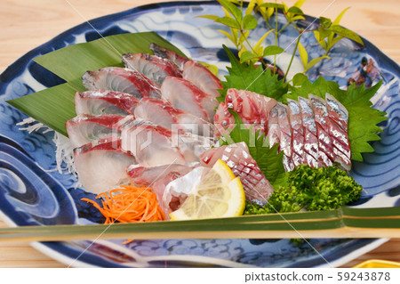Contribute with Seki Aji sashimi 59243878