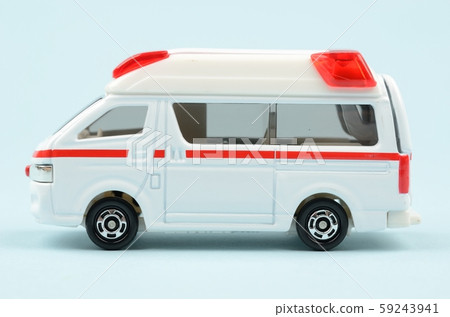 ambulance  59243941