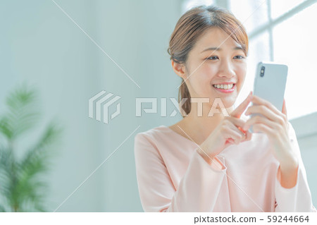 年輕的女士smaho 年輕的女士smaho 59244664