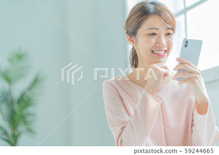年輕的女士smaho 年輕的女士smaho 59244665