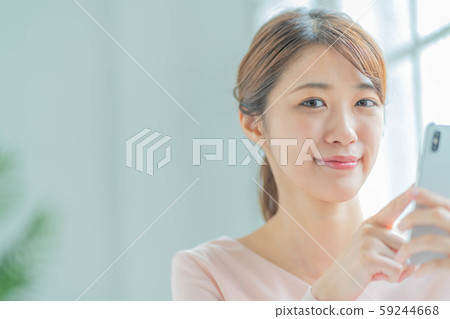 年輕的女士smaho 年輕的女士smaho 59244668