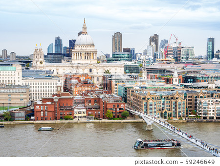 倫敦聖保羅大教堂和千年橋 倫敦聖保羅大教堂和千年橋 59246649