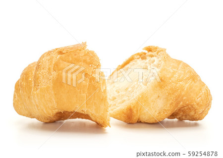 Fresh mini croissant isolated on white 59254878