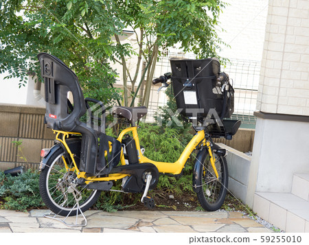 Electric assisted bicycle 59255010