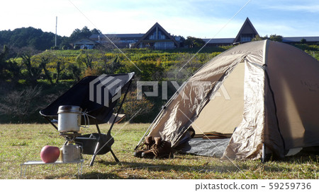 Morning camp 59259736