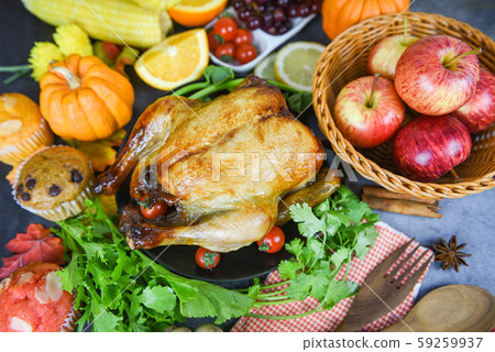 Thanksgiving table Celebration Traditional Setting 59259937