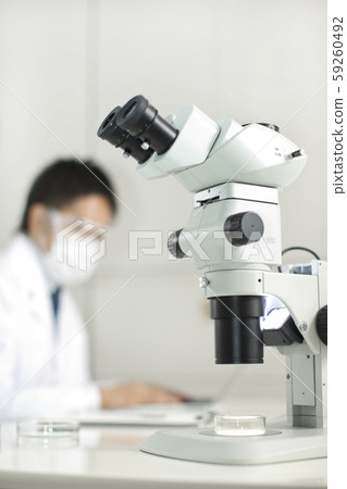 researcher  59260492