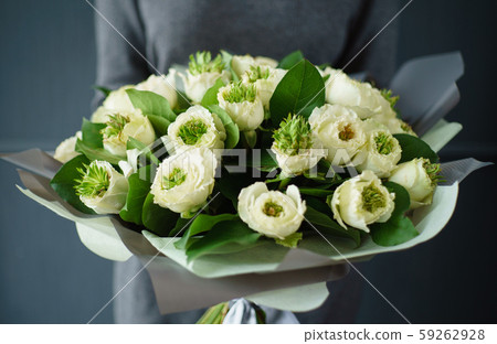 nice bouquet in the hands nice bouquet in the hands 59262928