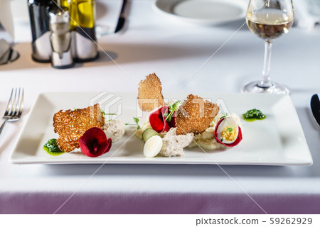 gourmet salad in the restaurant gourmet salad in the restaurant 59262929