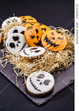 Halloween gingerbread cookies Halloween gingerbread cookies 59263231