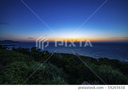 日落日落日落魔術小時黃昏Am美大島海岸蔚山公園水平線地平線鹿兒島 日落日落日落魔術小時黃昏Am美大島海岸蔚山公園水平線地平線鹿兒島 59265638