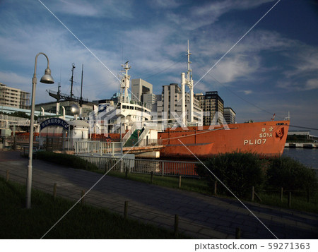 Antarctic observation ship "Soya" 59271363