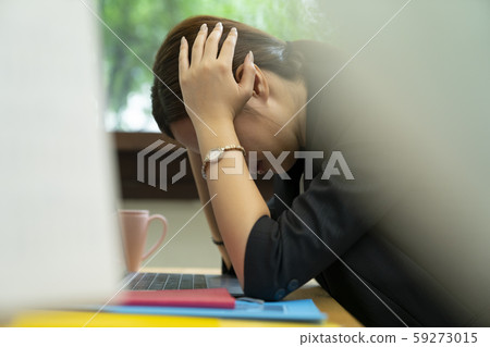 Female Business Deskwork 59273015