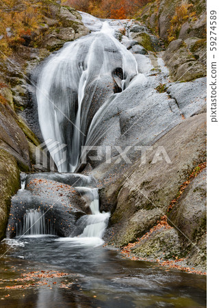 Waterfall of Momodong 59274589