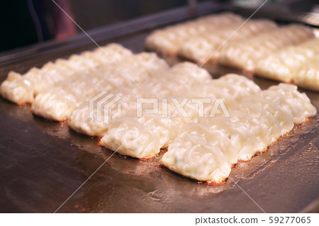 Fried dumplings 59277065