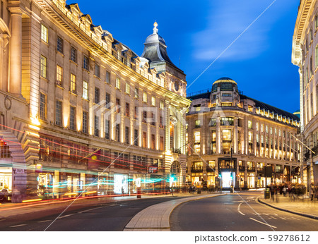 倫敦皮卡迪利廣場夜景 倫敦皮卡迪利廣場夜景 59278612