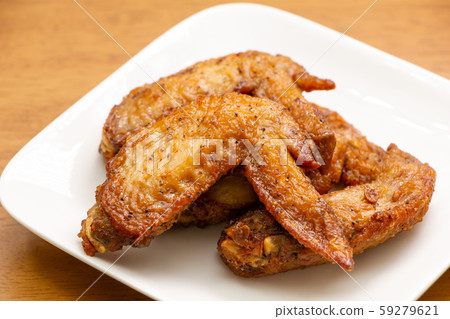 炸雞翅。 59279621