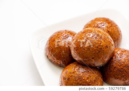 Karinto Pier. (White plate / white background) Karinto Pier. (White plate / white background) 59279786