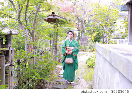Japanese pre-adult location shooting, Japanese woman with long sleeves 59285646