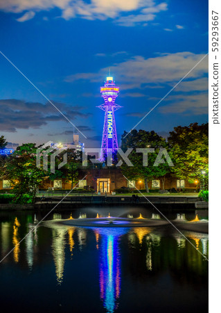 天王寺公園和通天閣的夜景 照片素材 圖片 圖庫