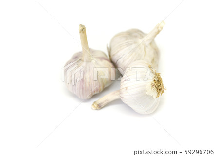 Garlic Isolated - Close up raw garlic on white Garlic Isolated - Close up raw garlic on white 59296706
