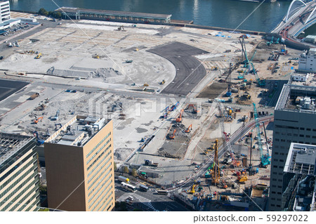 東京都市風景在日本築地市場站點。扇形建築也被拆除= 2019年11月6日 東京都市風景在日本築地市場站點。扇形建築也被拆除= 2019年11月6日 59297022