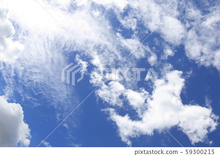 藍天和白雲 59300215